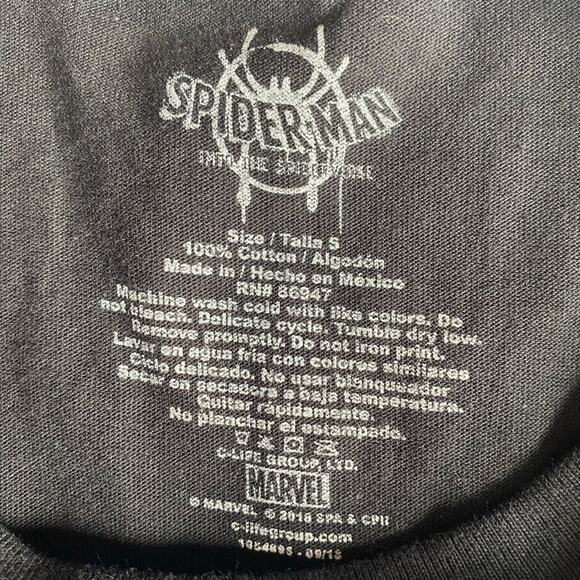 Spider-Man Into The Spiderverse Men's Sm Black Long Sleeve Graphic T-Shirt - Picture 7 of 8